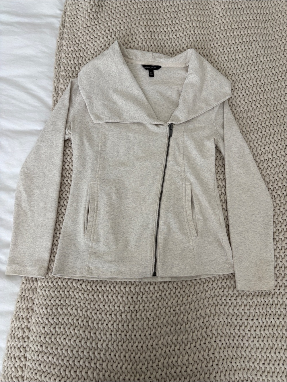 Banana Republic Light Gray/Tan Asymmetrical Zip Up Cardigan Jacket